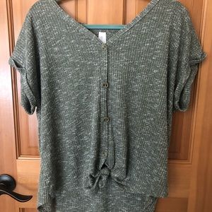 No boundaries green button up tied shirt